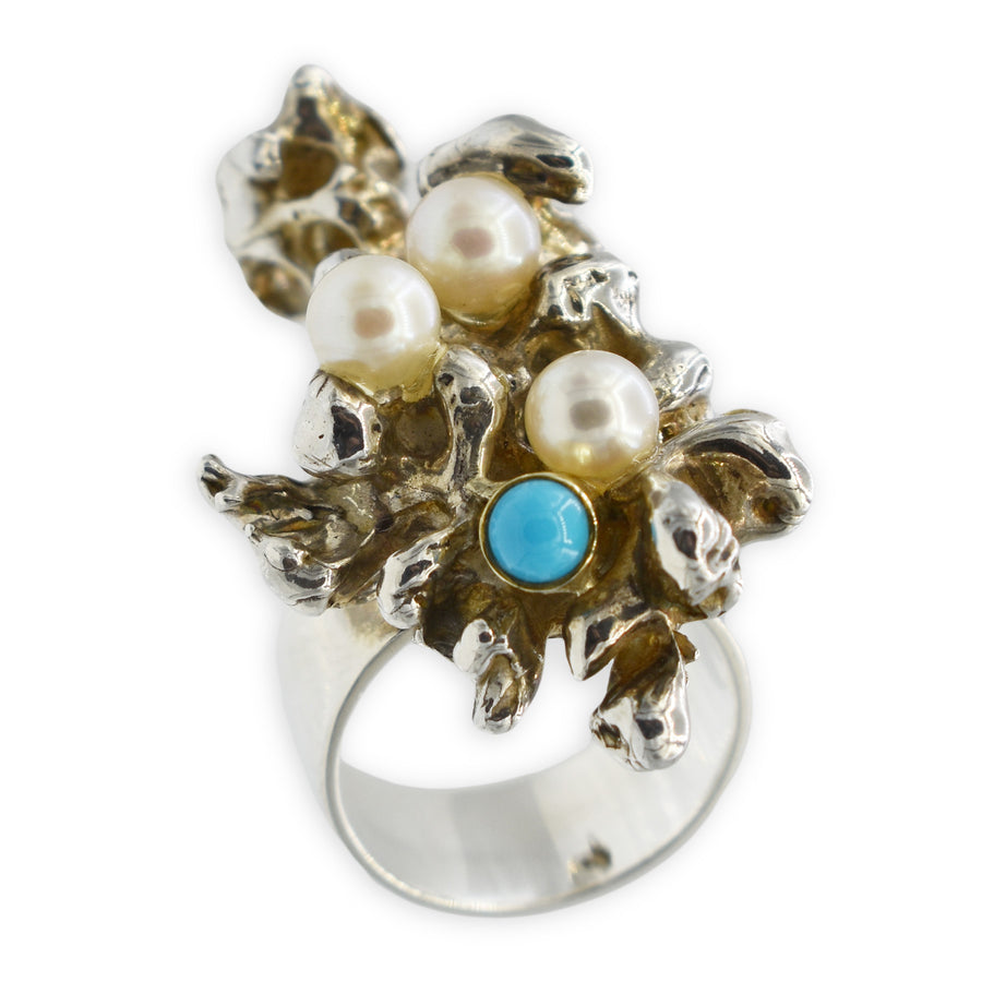 Zilveren koraal ring met gouden zetting, turkoois en parels