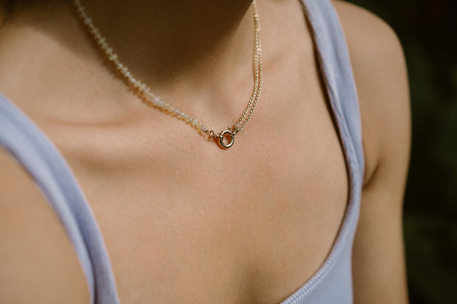 Opal & gold chain - gouden collier met opaal