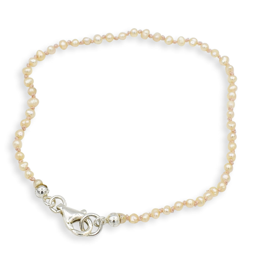 Tiny pearls bracelet - geknoopt parel armbandje