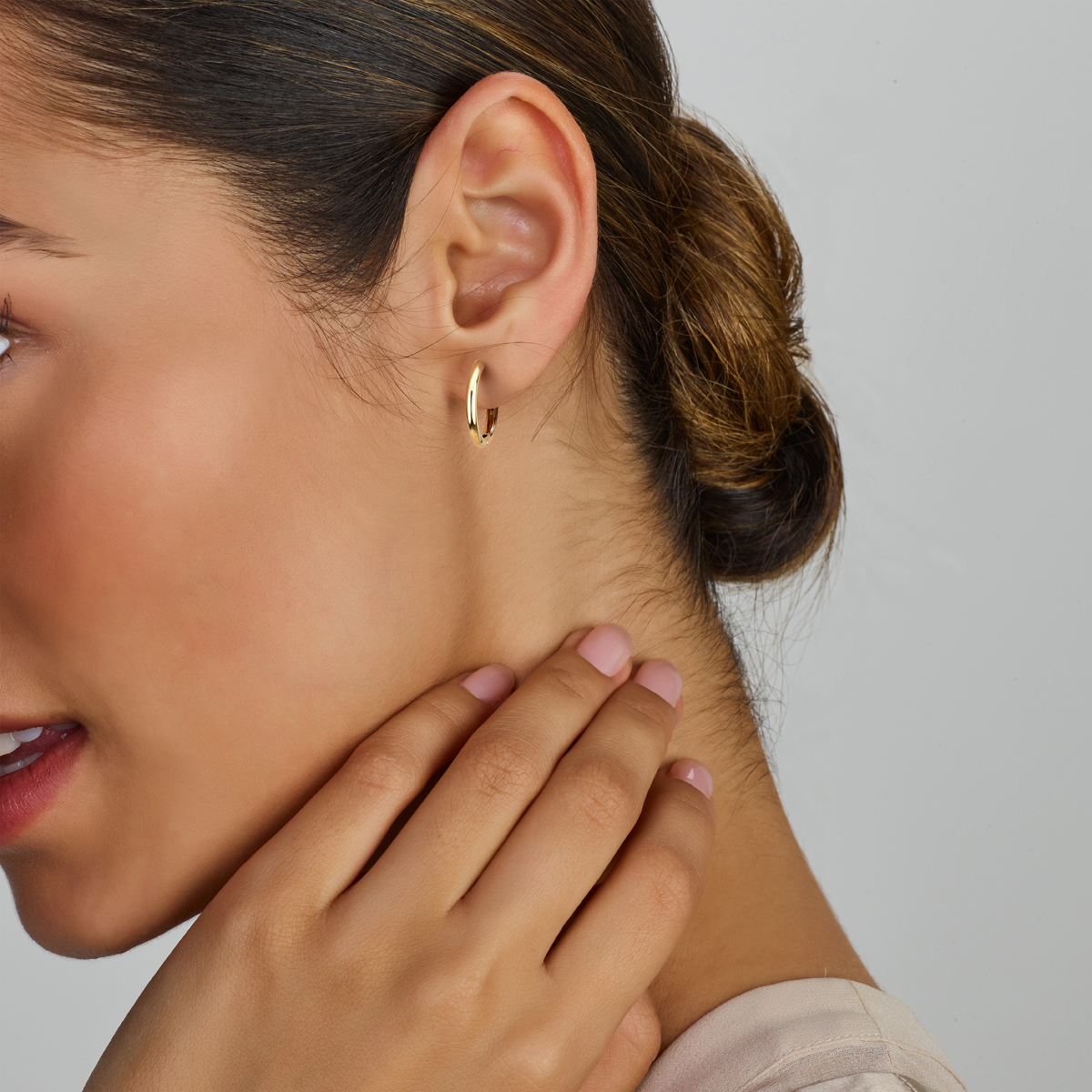 klapoorringen 2,5 mm ronde buis 14K geelgoud - Afbeelding 2