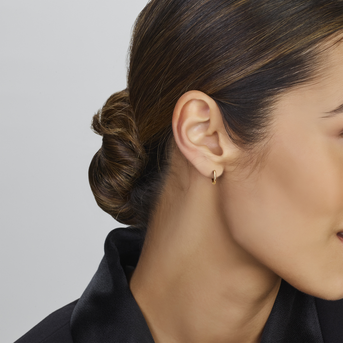 klapoorringen 1,5 mm ronde buis 14K geelgoud - Afbeelding 3