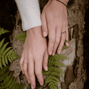 Gouden aanschuifring torsdraad