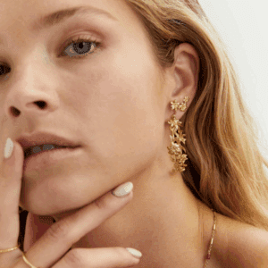 Single Flourish Stud Earring