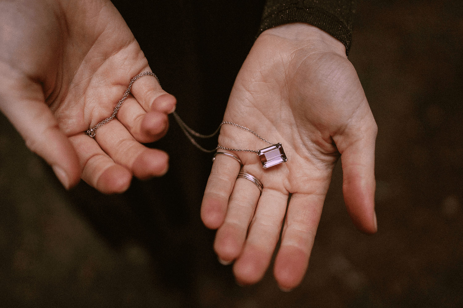 Witgouden collier met ametrien