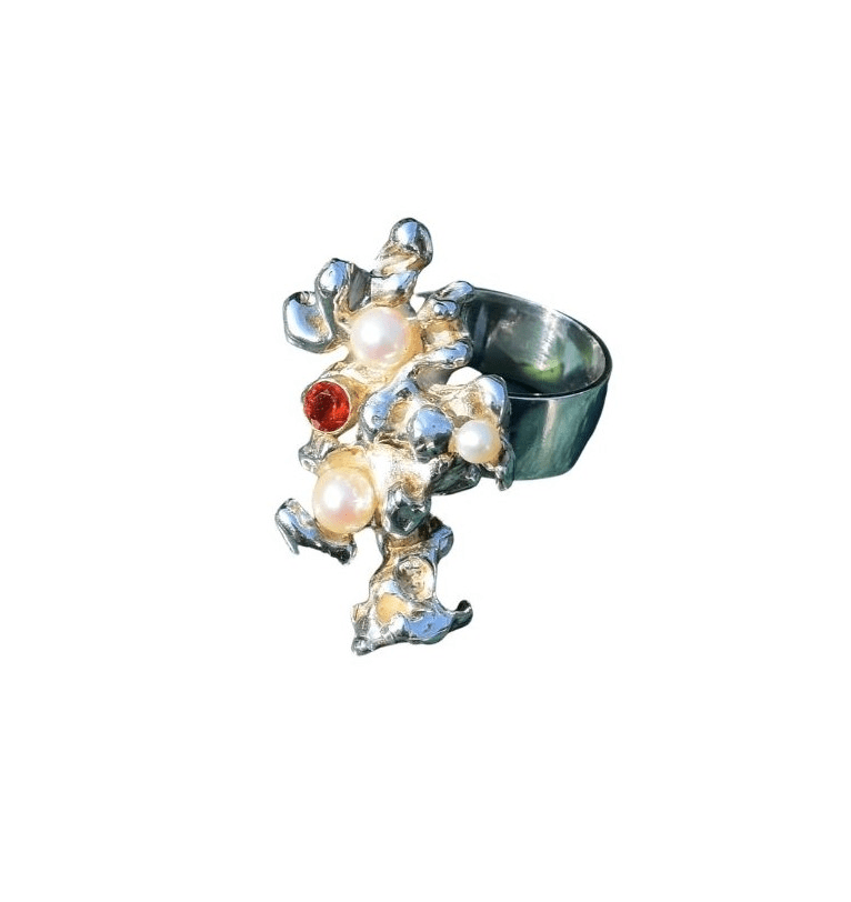 Zilveren koraal ring met vuuropaal